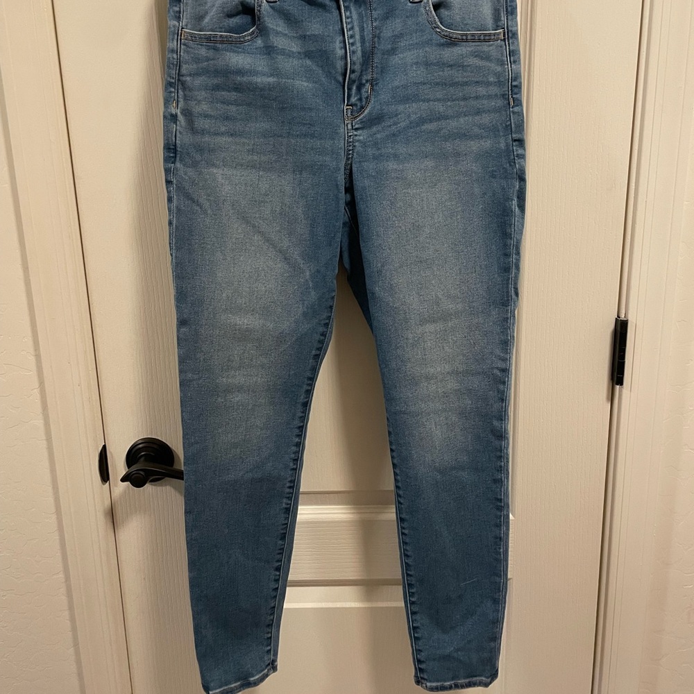 AMERICAN EAGLE Next Level Stretch Jeans / Size 14R